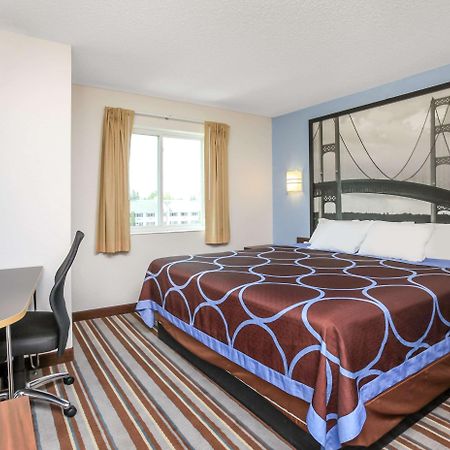 Super 8 By Wyndham Sault Ste. Marie Hotell Exteriör bild